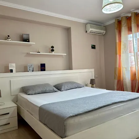 Centre View New Bazaar * تيرانا